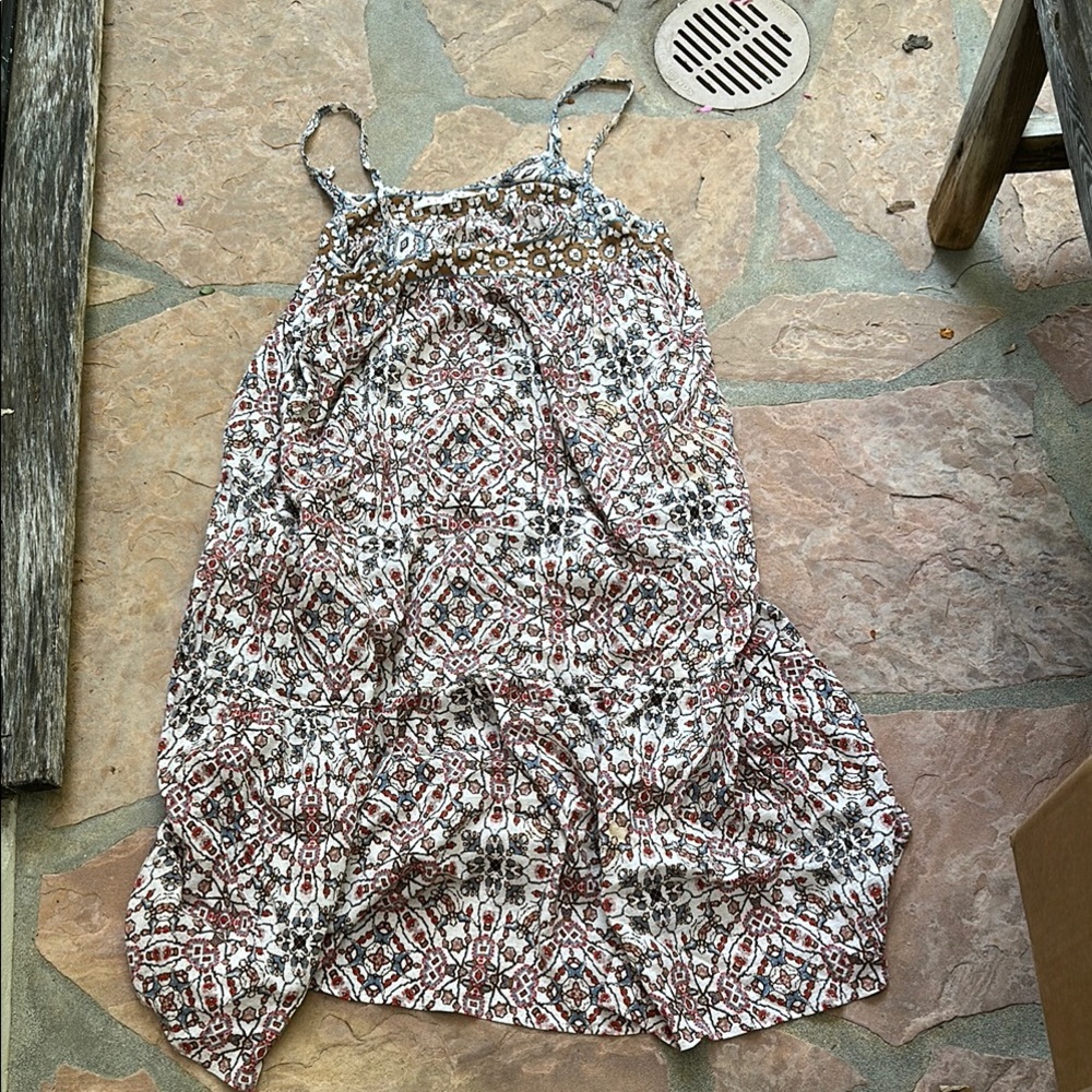 XiRENA Floral Patchwork Maxi Dress - White, Brown & Red Accents